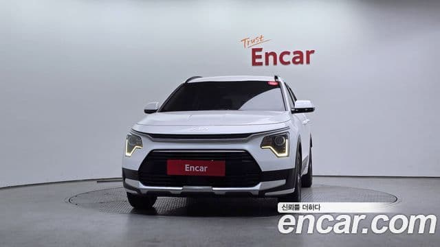 Kia D All New Niro Prestige, 2022 3