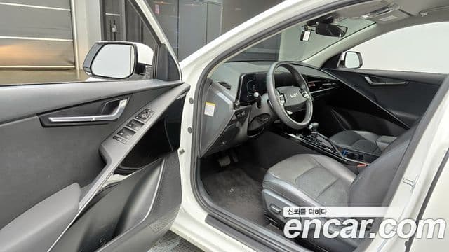 Kia D All New Niro Prestige, 2022 11