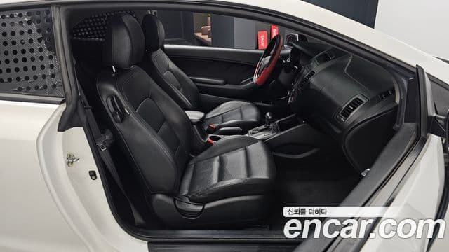 Kia K3 купе Luxury, 2014 12