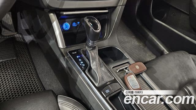 Hyundai LF Sonata 2.0 Smart, 2015 9