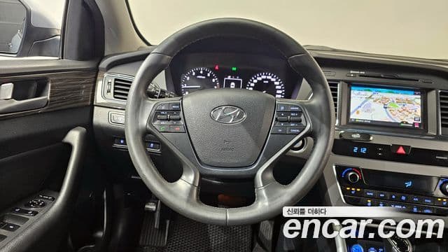Hyundai LF Sonata 2.0 Smart, 2015 13