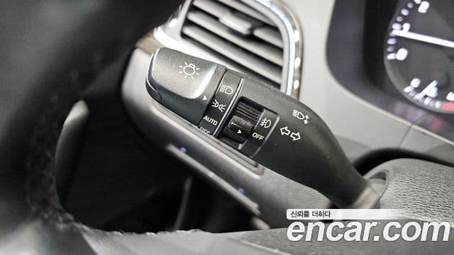 Hyundai LF Sonata 2.0 Smart, 2015 18