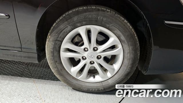 Hyundai The / новый Luxury Grandeur LPI Q270, 2011 все фото