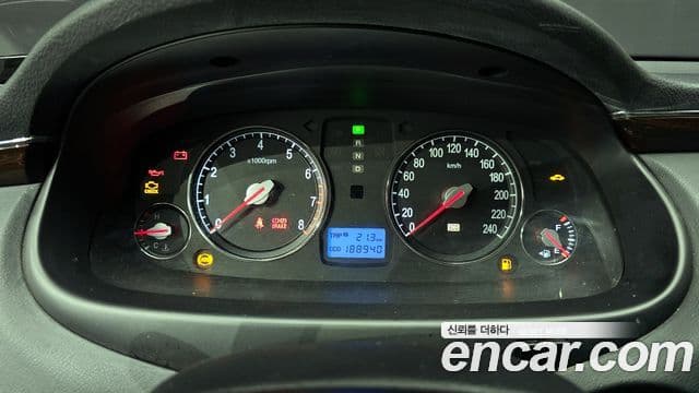 Hyundai The / новый Luxury Grandeur LPI Q270, 2011 8