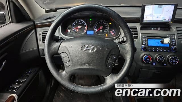 Hyundai The / новый Luxury Grandeur LPI Q270, 2011 13