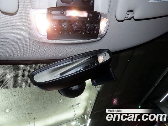 Mini Cooper D 클럽맨 2세대, 2019 16