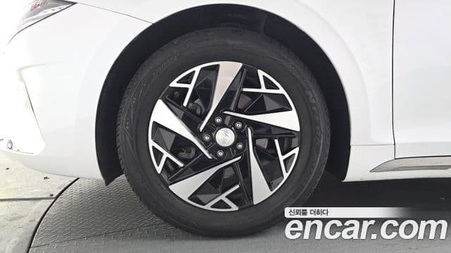 Hyundai The / новый New Grandeur IG гибрид Le Blanc, 2022 все фото