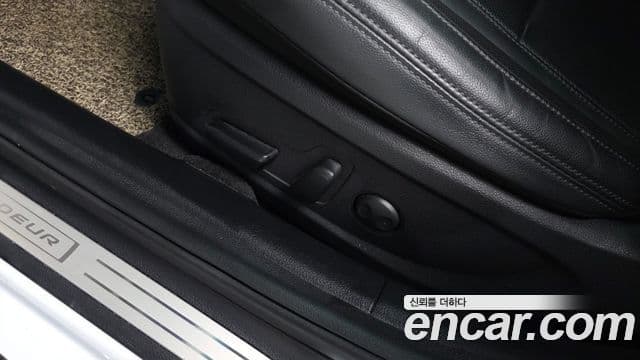 Hyundai The / новый New Grandeur IG гибрид Le Blanc, 2022 18