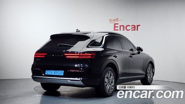 Genesis electrified GV70 e-AWD, 2022 2