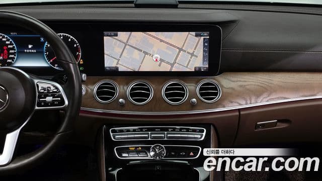 Mercedes-Benz E-класс W213 Exclusive, 2020 14