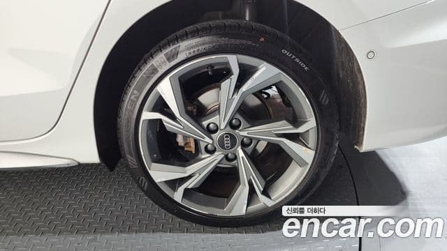 Audi A3 (8Y) Premium, 2023 все фото