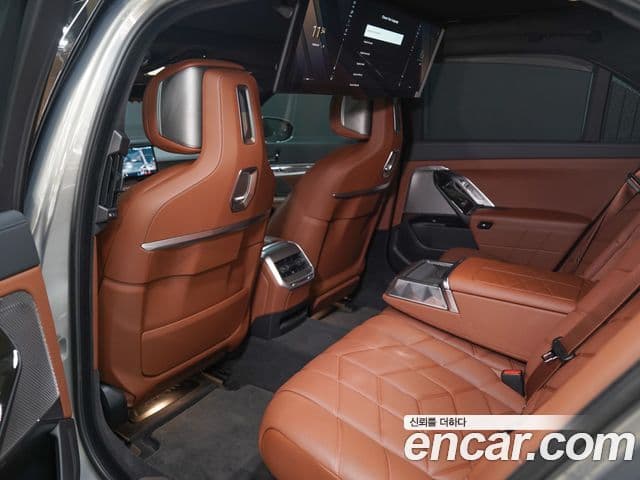 BMW 7시리즈 (G70) 740i sDrive Design Pure Excellence, 2023 16