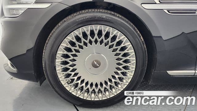 Genesis G90 Premium Luxury, 2019 все фото