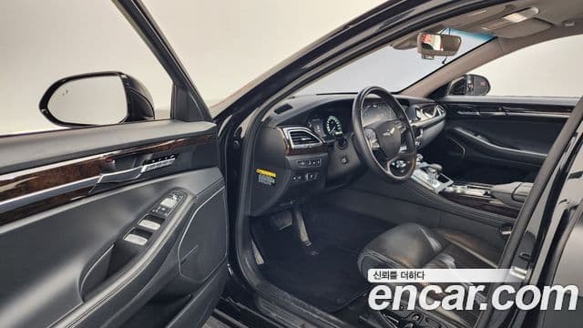 Genesis G90 Premium Luxury, 2019 10