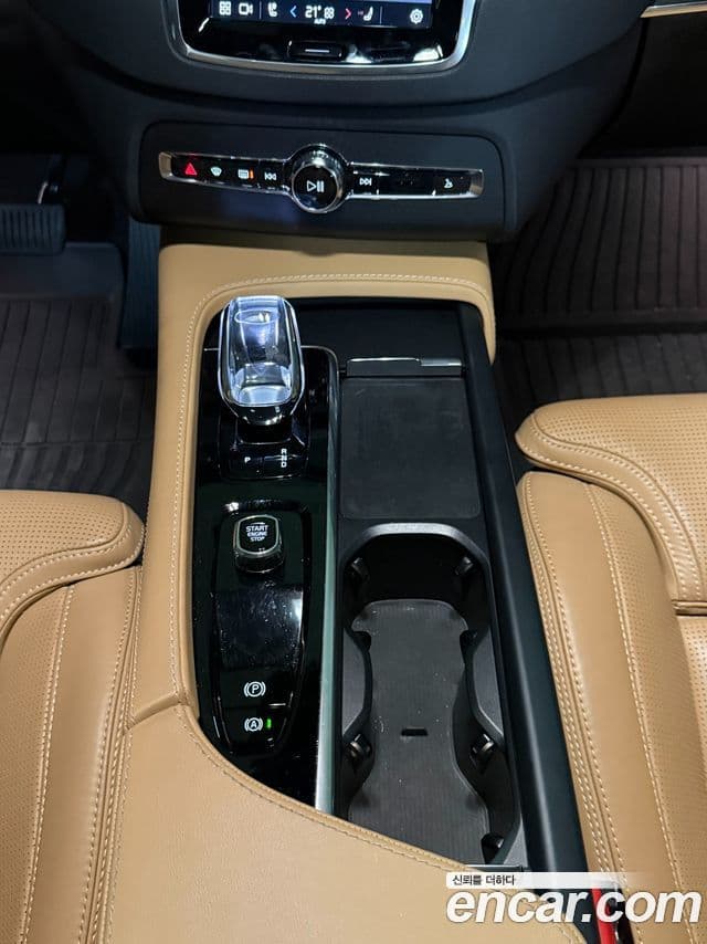 Volvo XC90 2세대 T8 Ultimate Bright гибрид, 2023 13