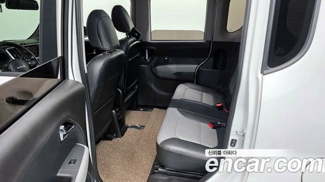 Kia The / новый New Ray Signature, 2022 12