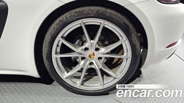 Porsche 718 Boxster, 2019 все фото