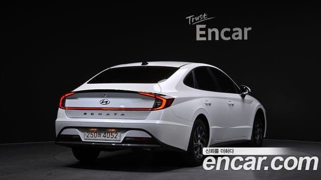 Hyundai Sonata гибрид (DN8) Modern, 2022 2