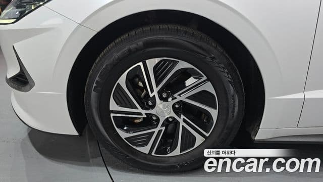 Hyundai Sonata гибрид (DN8) Modern, 2022 все фото