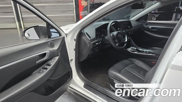 Hyundai Sonata гибрид (DN8) Modern, 2022 11