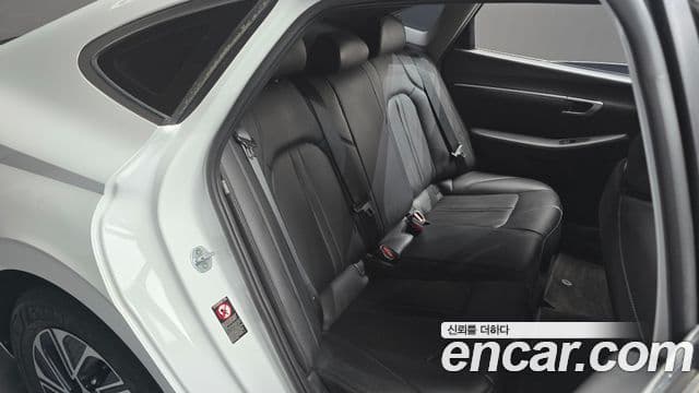 Hyundai Sonata гибрид (DN8) Modern, 2022 12