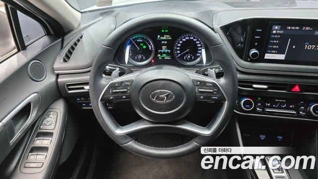 Hyundai Sonata гибрид (DN8) Modern, 2022 14
