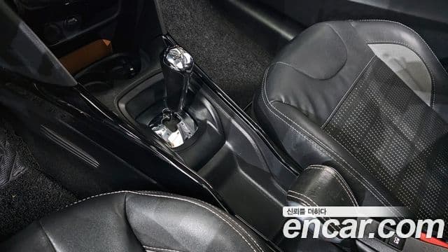 Peugeot 2008 1.6 e-HDi Felline S, 2015 9