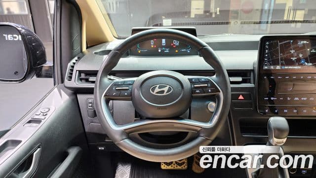 Hyundai Staria Modern, 2025 14