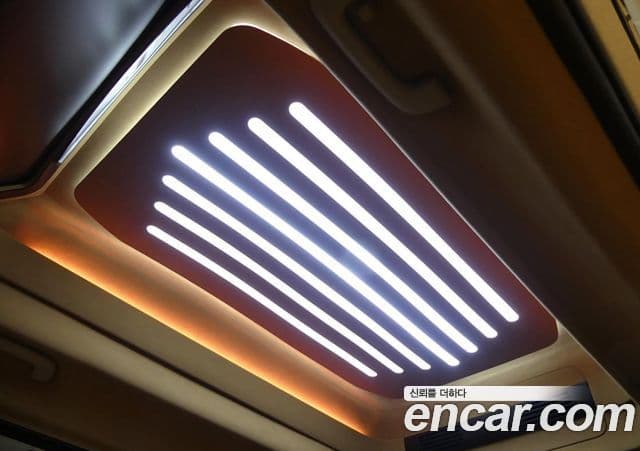 Kia Carnival 4세대 бензин 9인승 High Limousine(компания по спецнадстройкам), 2021 17