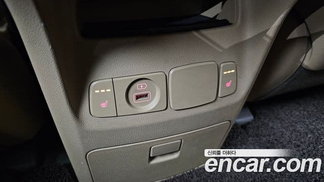 Kia The / новый New Carnival Noblesse, 2019 19