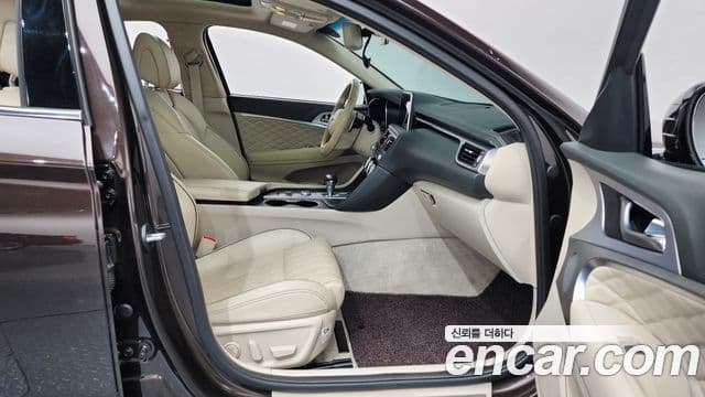 Genesis G70 Elite, 2019 11