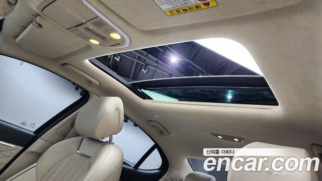 Genesis G70 Elite, 2019 18