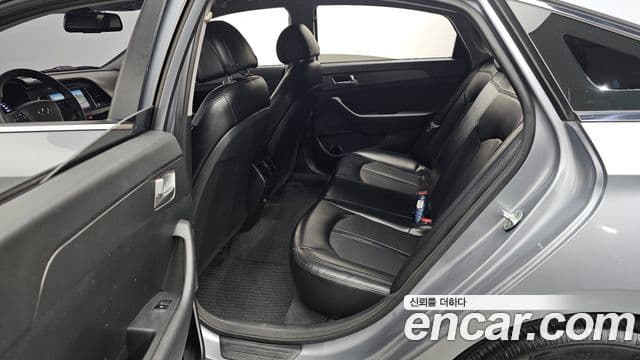 Hyundai LF Sonata Style, 2015 11