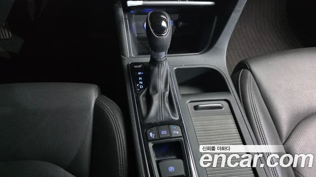 Hyundai LF Sonata LPI Smart(для людей с инвалидностью), 2015 9