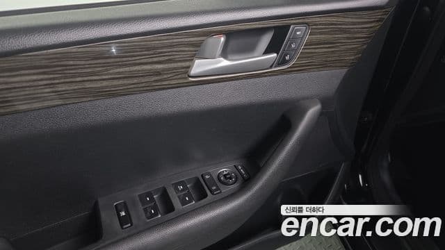 Hyundai LF Sonata LPI Smart(для людей с инвалидностью), 2015 17