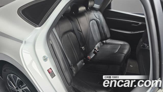 Hyundai Sonata гибрид (DN8) Modern, 2022 12