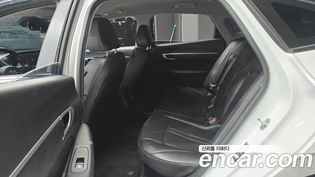 Hyundai Sonata гибрид (DN8) Modern, 2022 13