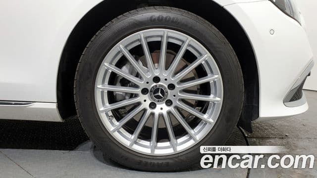 Mercedes-Benz E-класс W213 Exclusive, 2022 все фото