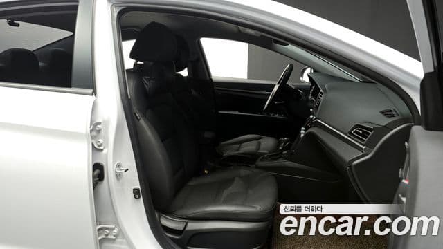 Hyundai The / новый New Avante AD Smart Choice, 2020 10