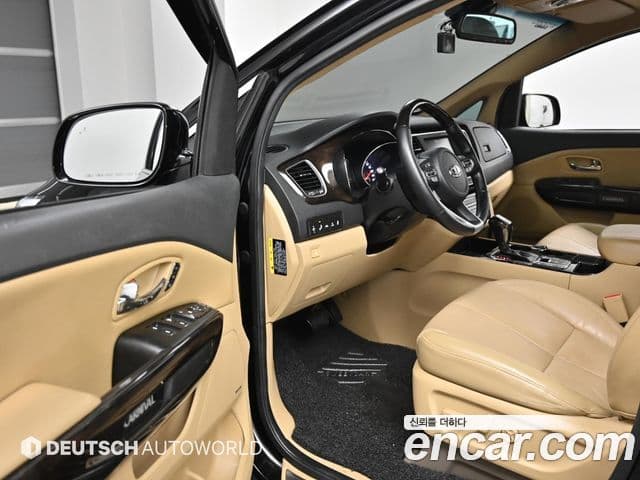 Kia The / новый New Carnival Special, 2019 11