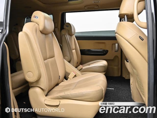 Kia The / новый New Carnival Special, 2019 12