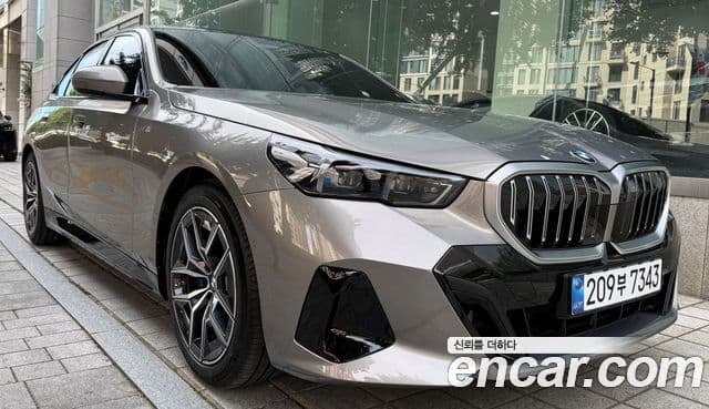 BMW 5시리즈 (G60) 520i M Sport, 2025 1