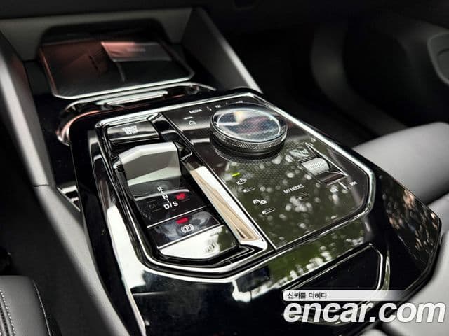 BMW 5시리즈 (G60) 520i M Sport, 2025 10