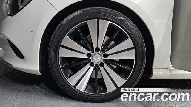 Mercedes-Benz CLA-класс C117 CLA250 4MATIC, 2017 все фото