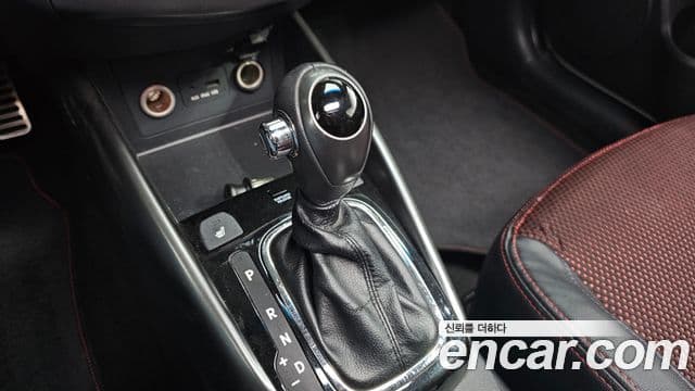 Kia Forte купе Prestige, 2013 9