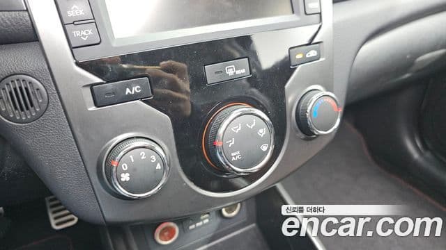 Kia Forte купе Prestige, 2013 16