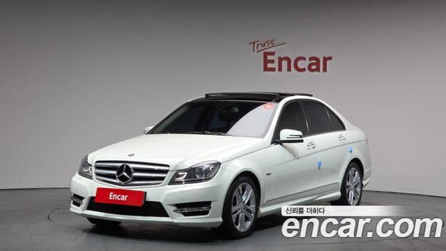 Mercedes-Benz C-класс W204 Avantgarde, 2012 1