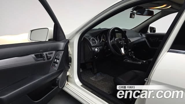 Mercedes-Benz C-класс W204 Avantgarde, 2012 11