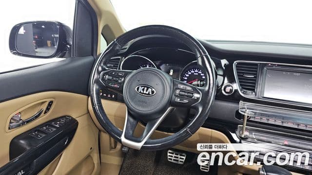Kia All New Carnival Noblesse, 2017 13