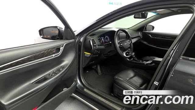 Hyundai Grandeur IG Premium, 2019 10